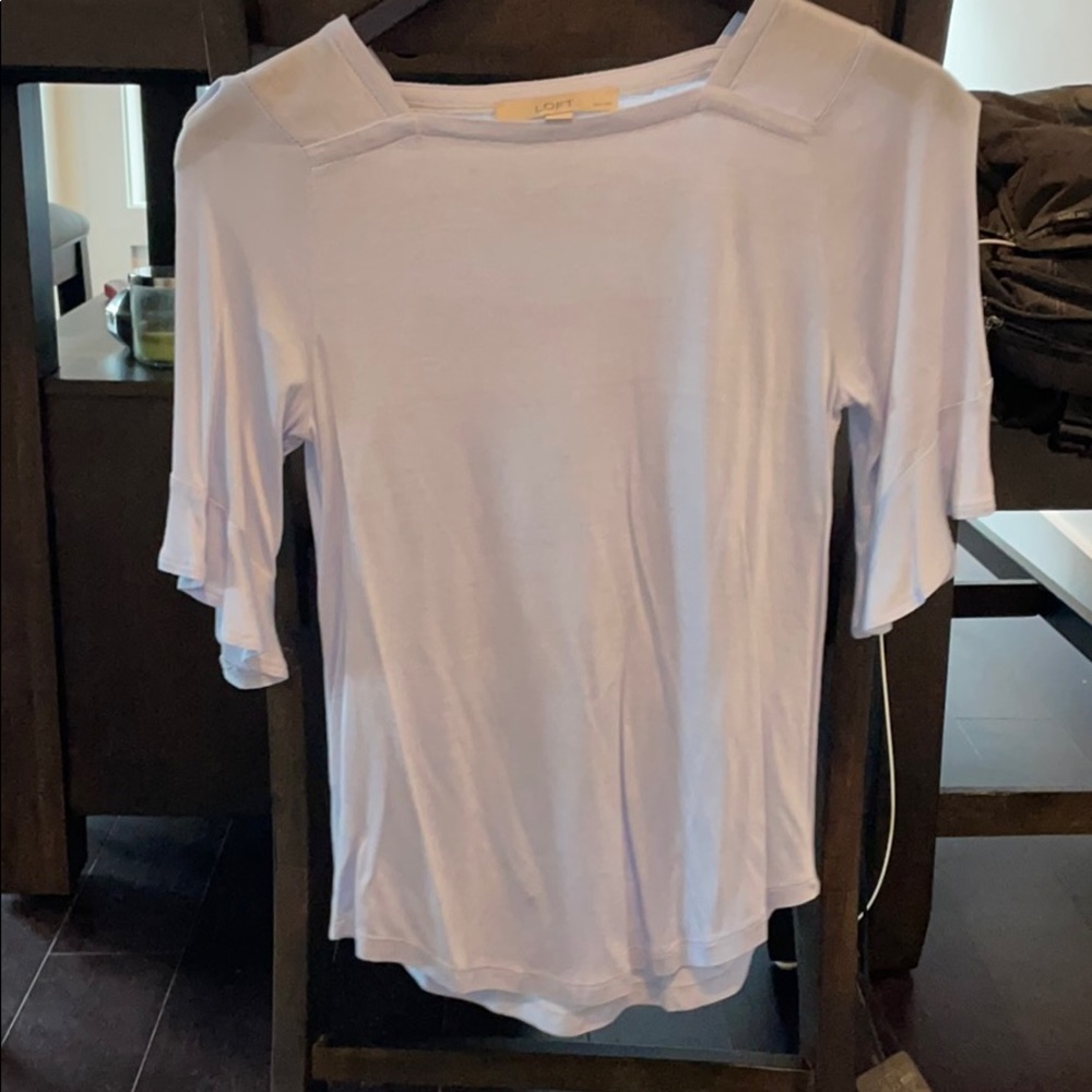 Loft t shirt with flowy sleeve